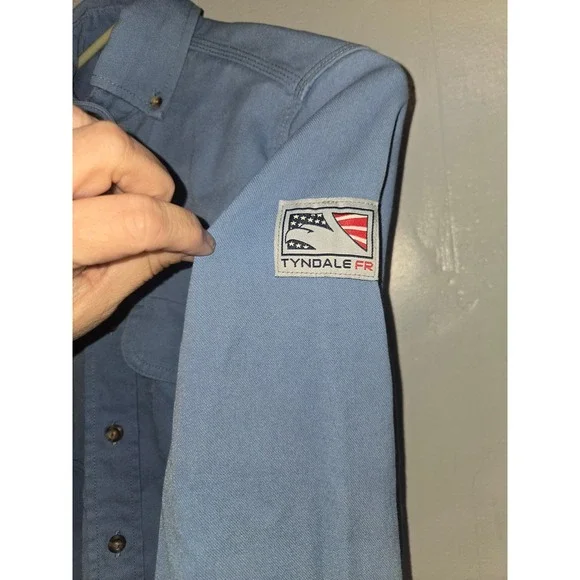 Tyndale FRFlame Resistant Work Shirt Mens Light Blue CAT 2 NFPA 2112 Made in USA - Picture 4 of 7
